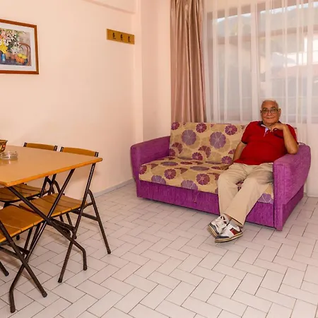 Uestuen Aparthotel Marmaris