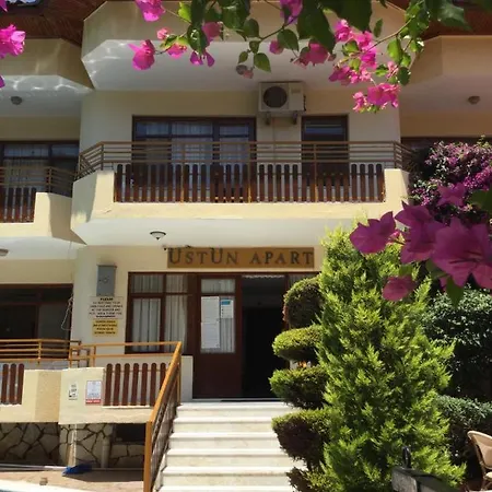 Uestuen Hotel de apartamente