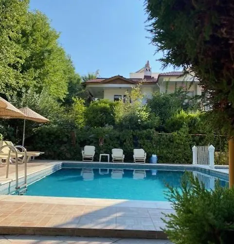 Uestuen Aparthotel Marmaris